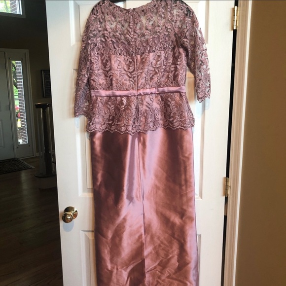 Teri Jon Rose color Gown - Picture 3 of 4